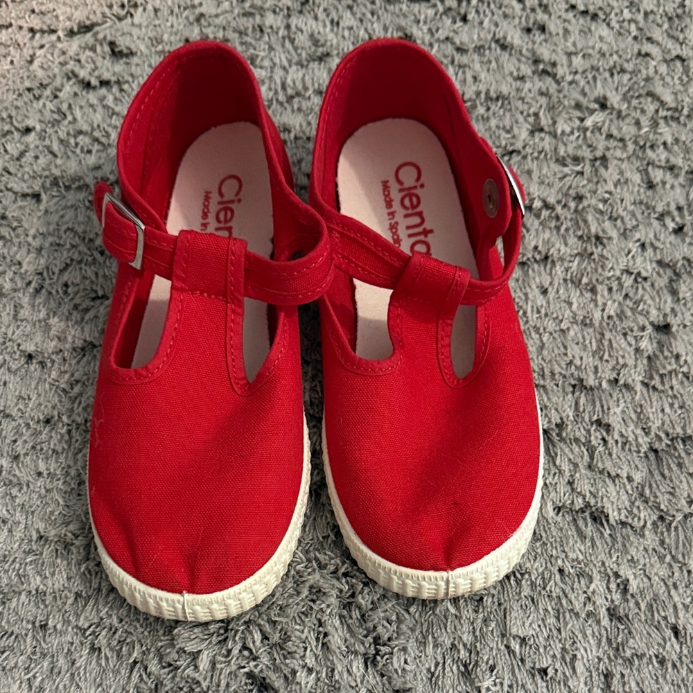 Cienta Kids Red Mary Jane Sneakers